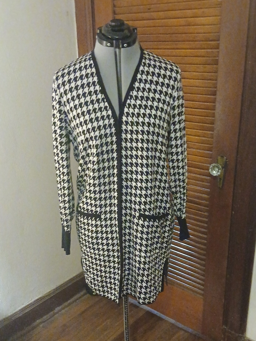 Chico's Black and White Houndstooth Long Cardigan